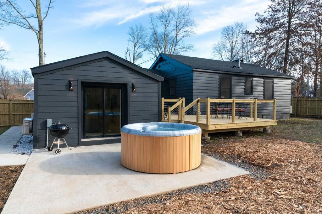 New Paltz Zen Wellness Cabin W/ Hot Tub Luaran gambar